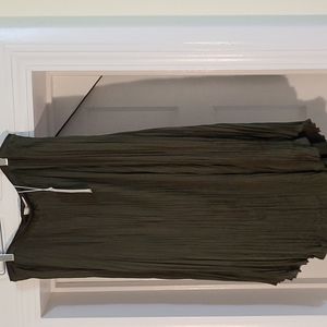 NWT VINCE pleated olive green Asymmetrical MIDI skirt